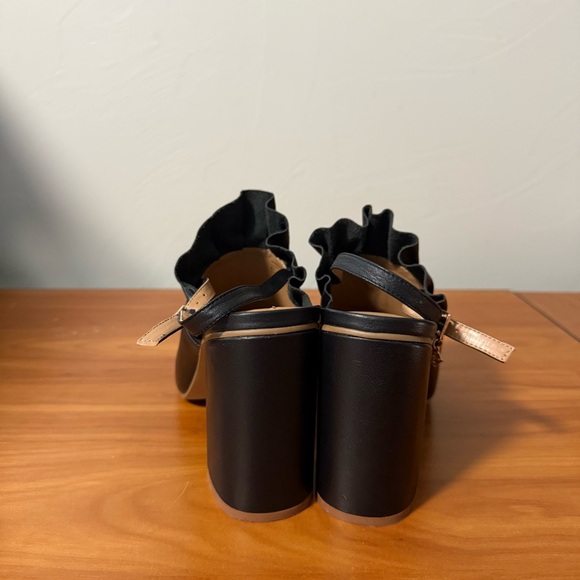 Nanette Lepore Madeline Block Heel Black Slingback Peep Toe Square Toe Ruffle 10 - Picture 5 of 11